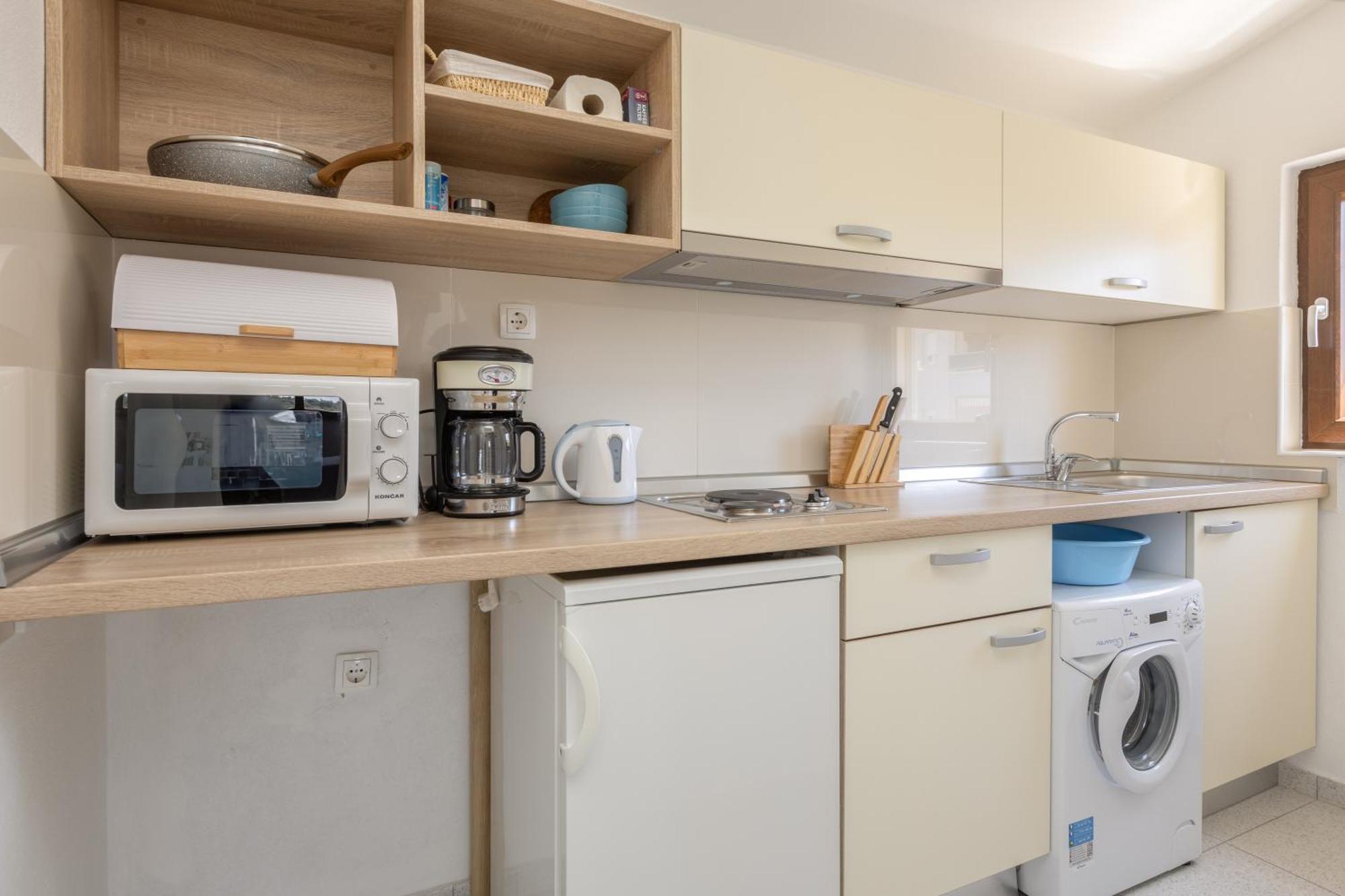 Miandmi Apartments マカルスカ エクステリア 写真